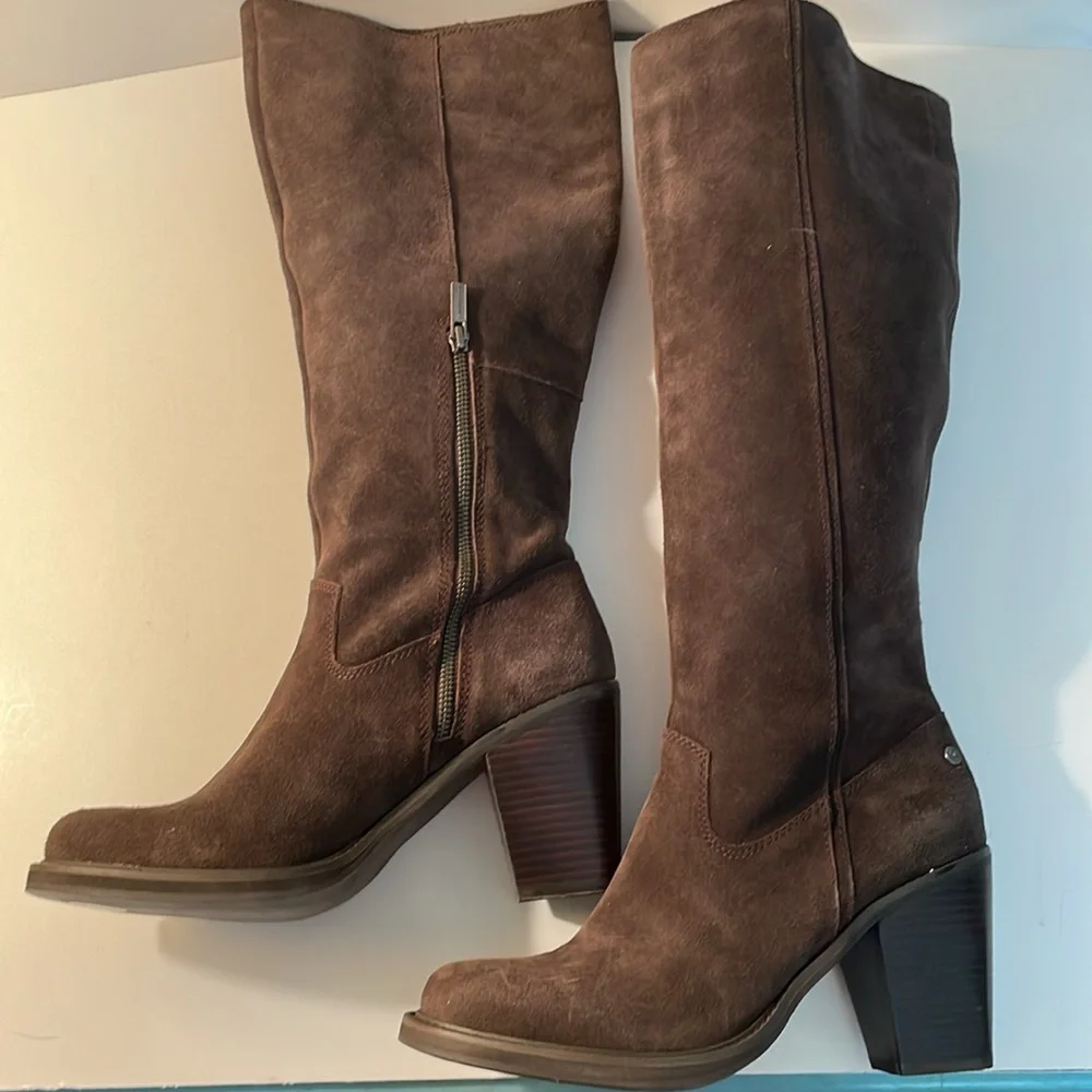 Calvin Klein Jeans Hollyann Suede Boots - Picture 5 of 5